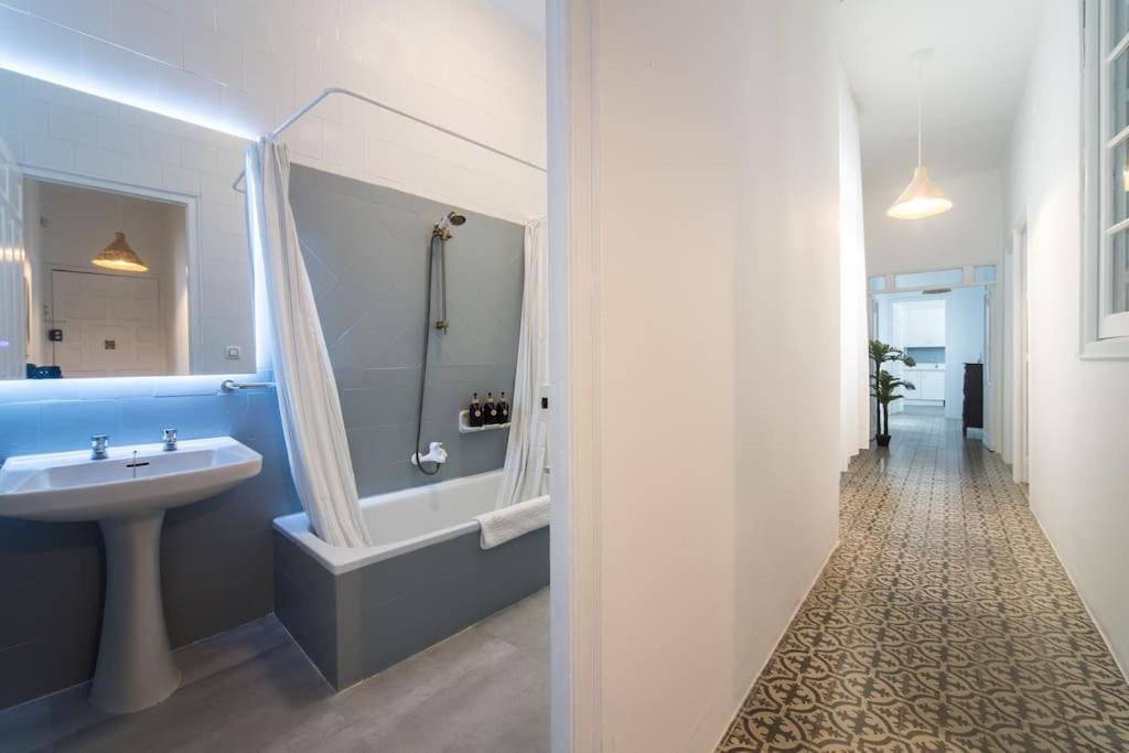 Apartment Mosaic Giralda เซบีญา ภายนอก รูปภาพ